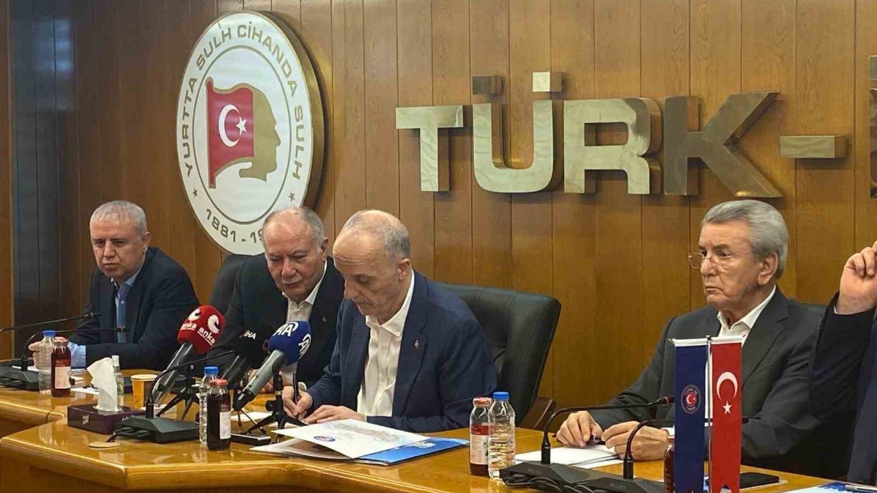 TÜRK-İŞ Başkanı Atalay: "Biz grevi amaç olarak görmedik, araç gördük"