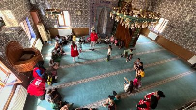 Kızılay’dan Kur’an Kursu öğrencilerine ziyaret