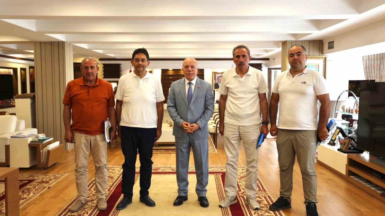 Pasinler’e süt toplama merkezi