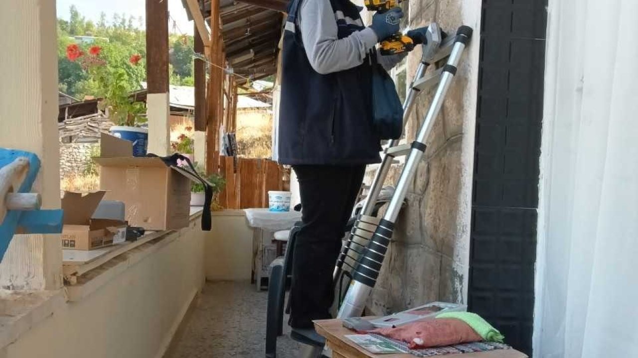Aras EDAŞ kadın saha ekibiyle güçleniyor: Sayaç değişimlerinde kadın eli