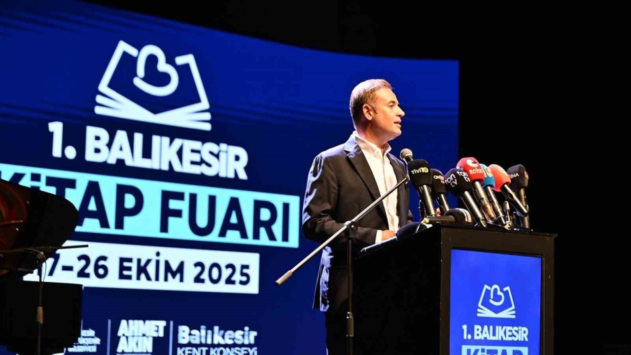 1.Balıkesir Kitap Fuarı coşkuyla açıldı