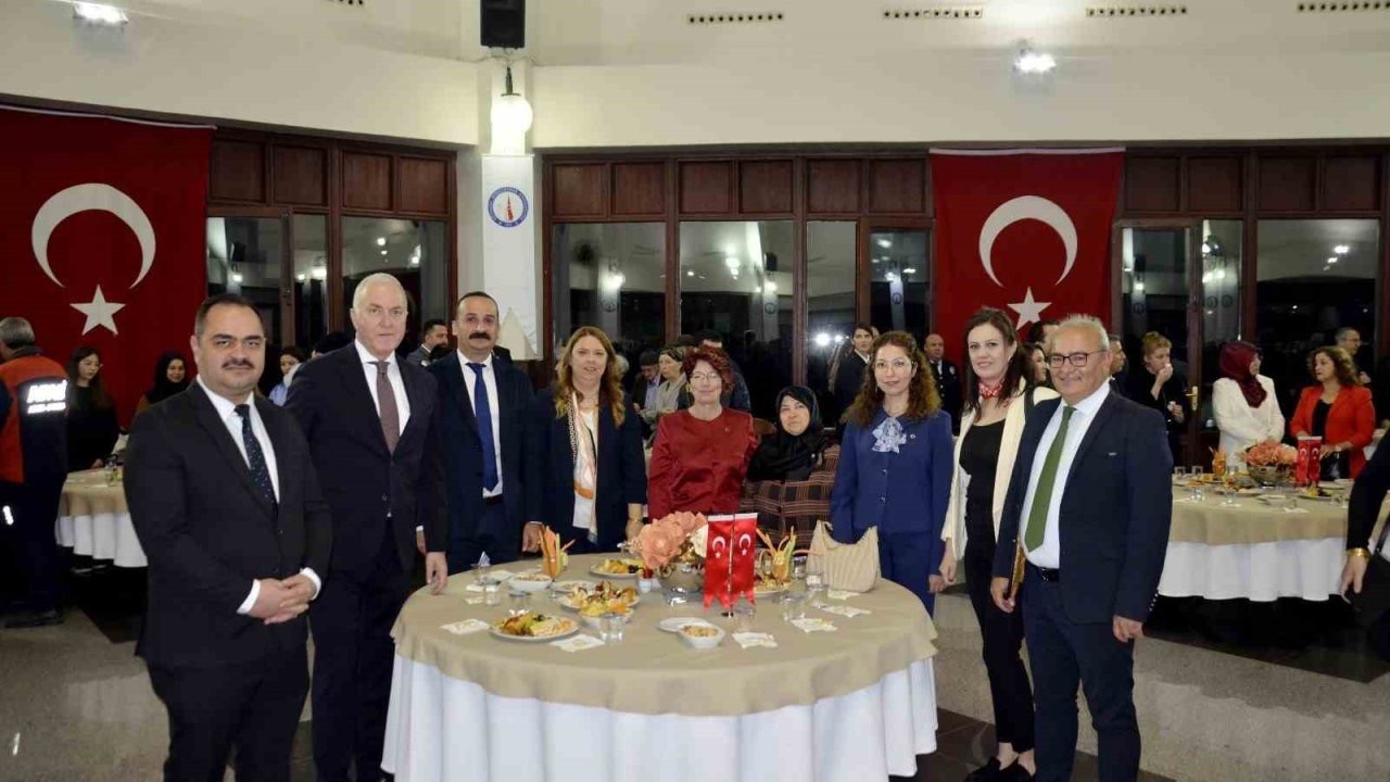 Kütahya’da OSB yönetimi, Cumhuriyet Bayramı resepsiyonuna katıldı