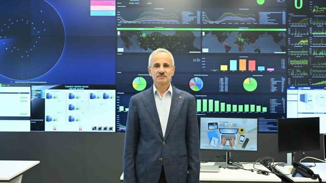 Mobil ve sabit hatlardan toplam 81,8 milyar dakika görüşme yapıldı