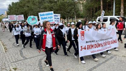 Sağlık için yürüdüler