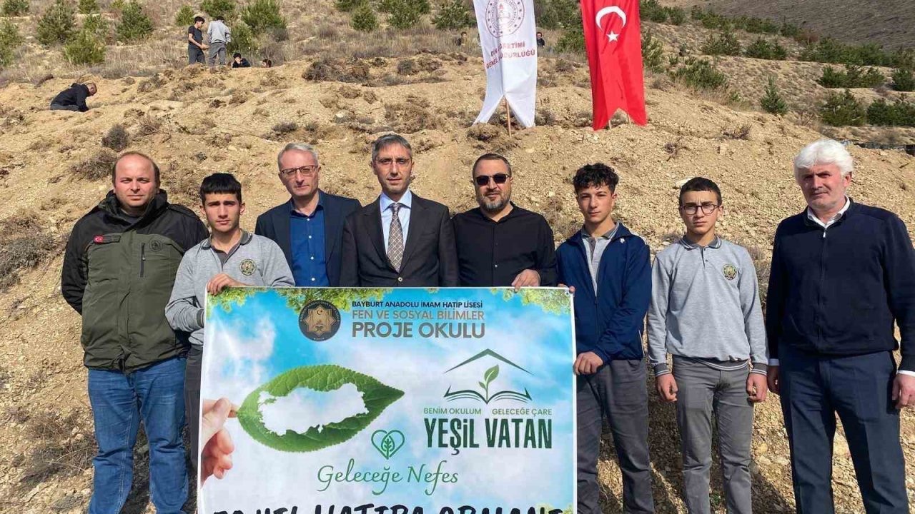Bayburt Anadolu İmam Hatip Lisesi tarafından hatıra ormanı oluşturuldu