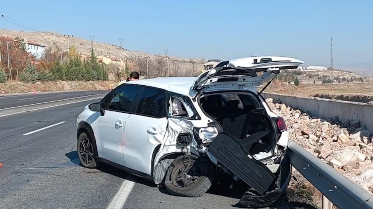Çankırı’da ambulansla otomobil çarpıştı: 1 yaralı