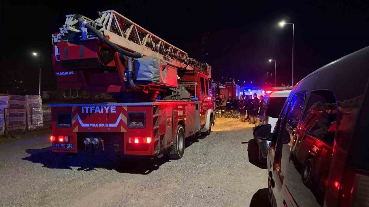 İntihara kalkışan kadını polis ikna etti