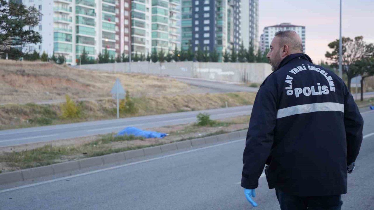 Otomobilin çarptığı yaya hayatını kaybetti