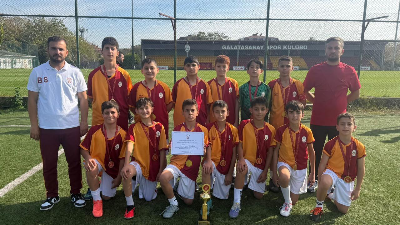 Şampiyon, Bayburt Galatasaray U13