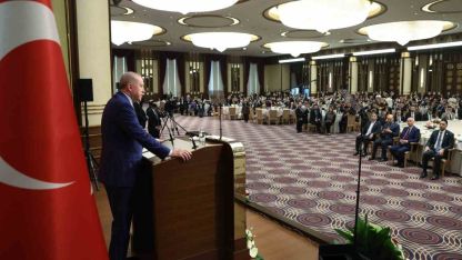 Cumhurbaşkanı Erdoğan: "Avrupa Türk toplumunu kimseye ezdirmeyiz, ezmeye çalışan kifayetsizlere de hadlerini pekala bildiririz"