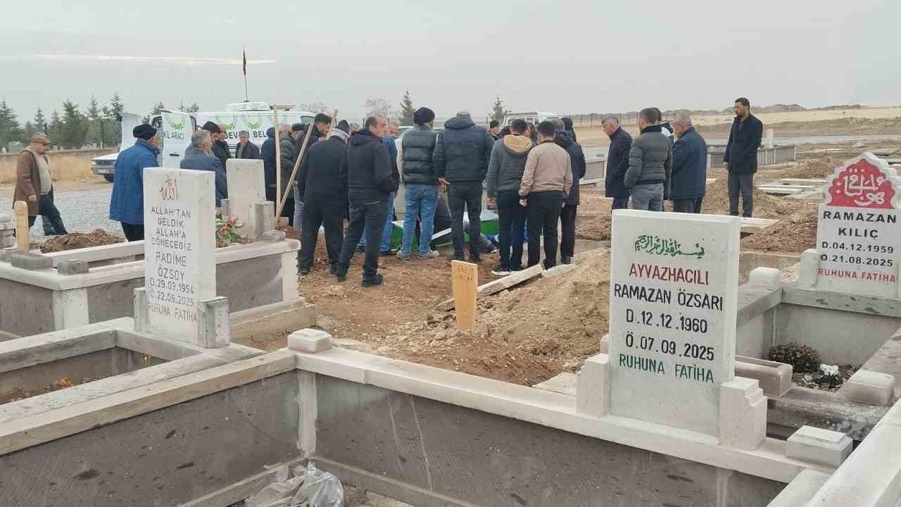 Gaziantep’te boşandığı eşi tarafından öldürülen kadın Kayseri’de toprağa verildi