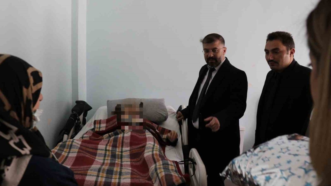 Lösemi hastalarına moral ziyareti