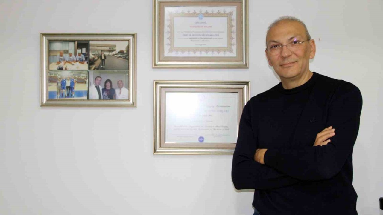 Prof. Dr. Karalezli: "Gençlerde diz ağrısı önemlidir""