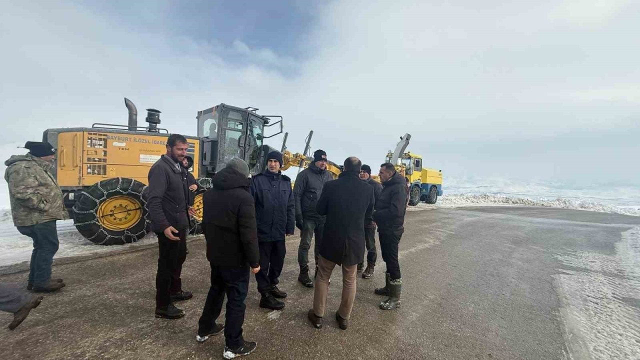 Aydıntepe’de Kış Festivali öncesi yol açma çalışmaları yapılıyor