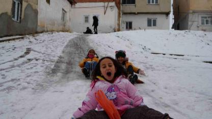 Yarın okullar tatil mi?