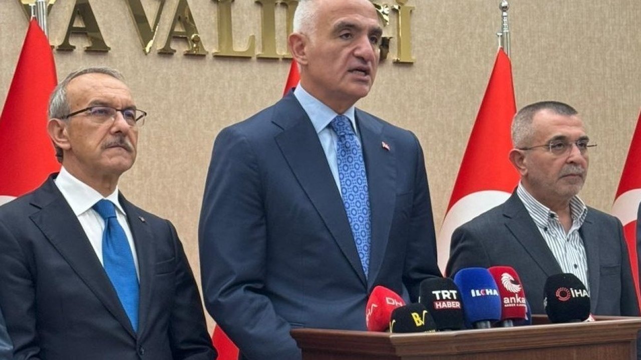Bakan Ersoy: "Dünya tarihinin en muazzam inşa ve ihya hareketini hayata geçirdik"