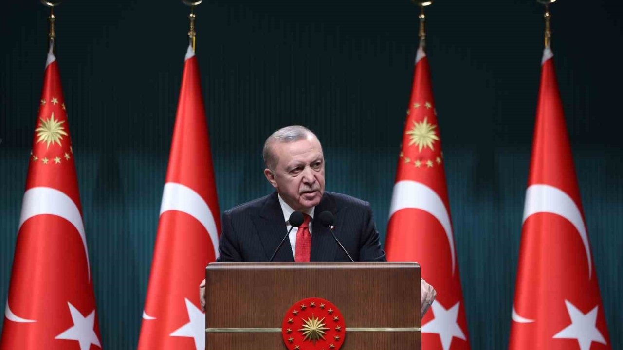 Cumhurbaşkanı Erdoğan: "Milletin kaynaklarıyla kurulan üniversiteler, hiçbir marjinal ideolojinin kurtarılmış bölgesi değildir"