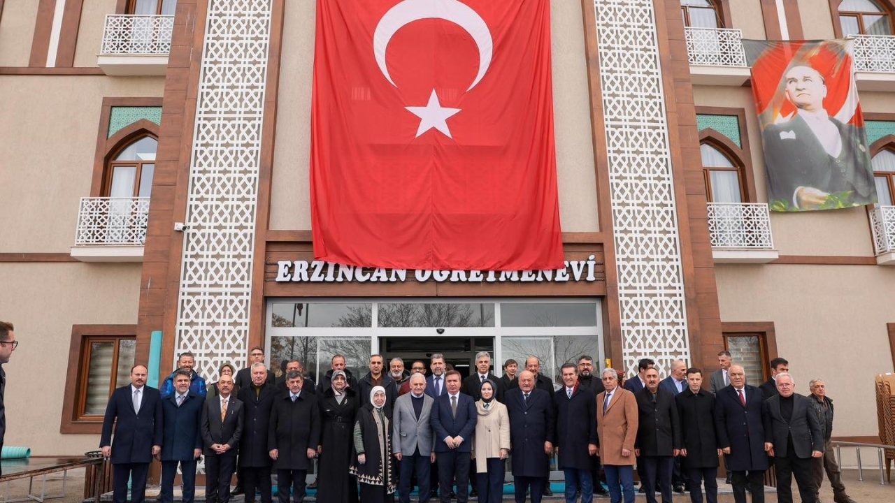 Erzincan’da yeni öğretmenevi hizmet binası Binali Yıldırım’ın katılımı ile hizmete açıldı