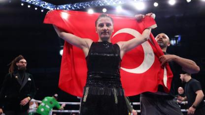 Newcastle’da Elif Nur Turhan fırtınası!