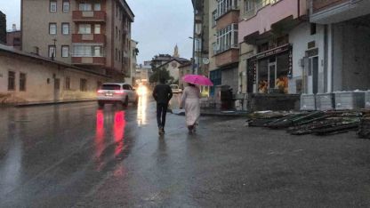 Akşam saatlerinde yağış bekleniyor