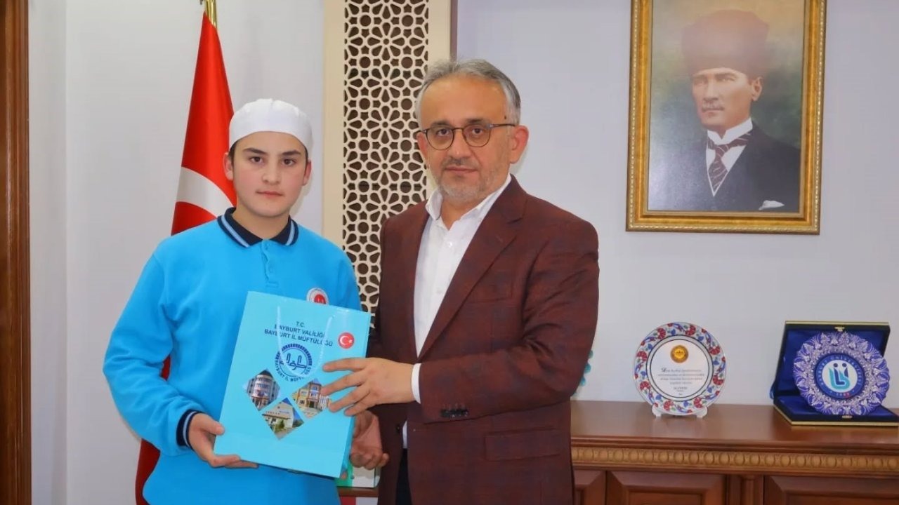 7 ayda hafızlık eğitimini tamamladı