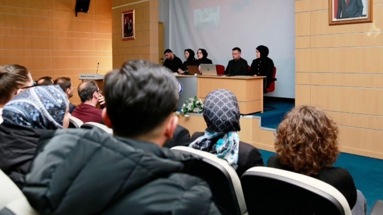 Bayburt’ta ‘Soykırım ve Kadın’ başlıklı panel...