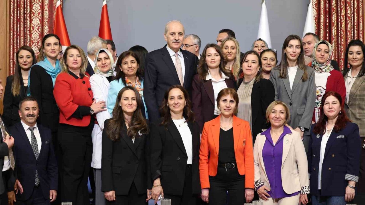 TBMM Başkanı Kurtulmuş: "Birilerinin bölüp parçaladığı bu coğrafyayı derleyip toparlamak bizim milletimize düşer, Türkiye’ye düşer"