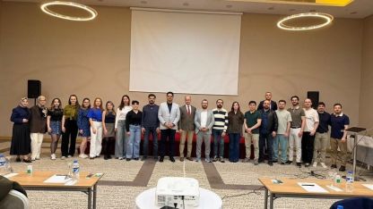 Erzincan’da kuru göz hastalığına yönelik bilimsel sunum