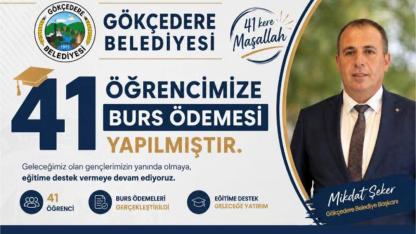 Belediye tarihinin ilk burs ödemesi yapıldı