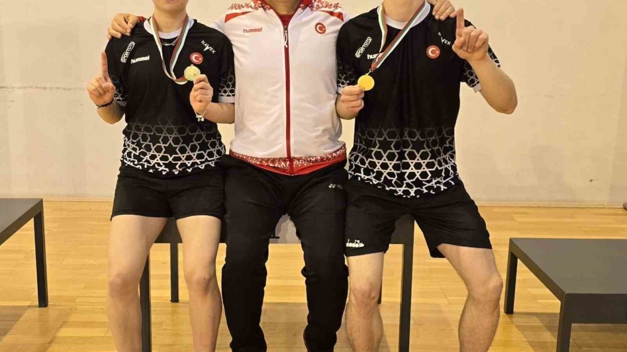 Erzincanlı genç badmintoncular Avrupa’da 3 madalya kazandı