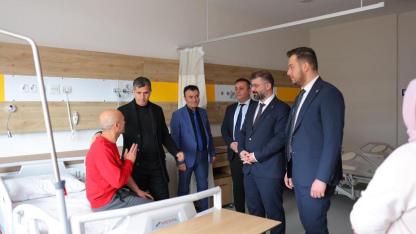 Milletvekili Ateş’ten hastalara moral ziyareti