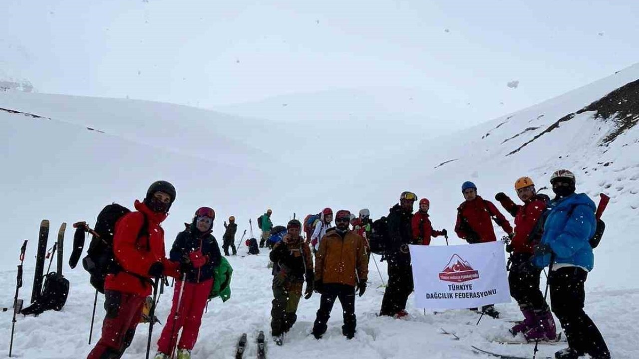 Trabzon’da Dağ Kayağı Eğitimi