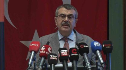 Bakan Tekin: "Teknolojiye yön verecek insanı yetiştiren ülkeler, geleceğin dilini de kendi değerleriyle kurma imkanına sahip olacaklar"