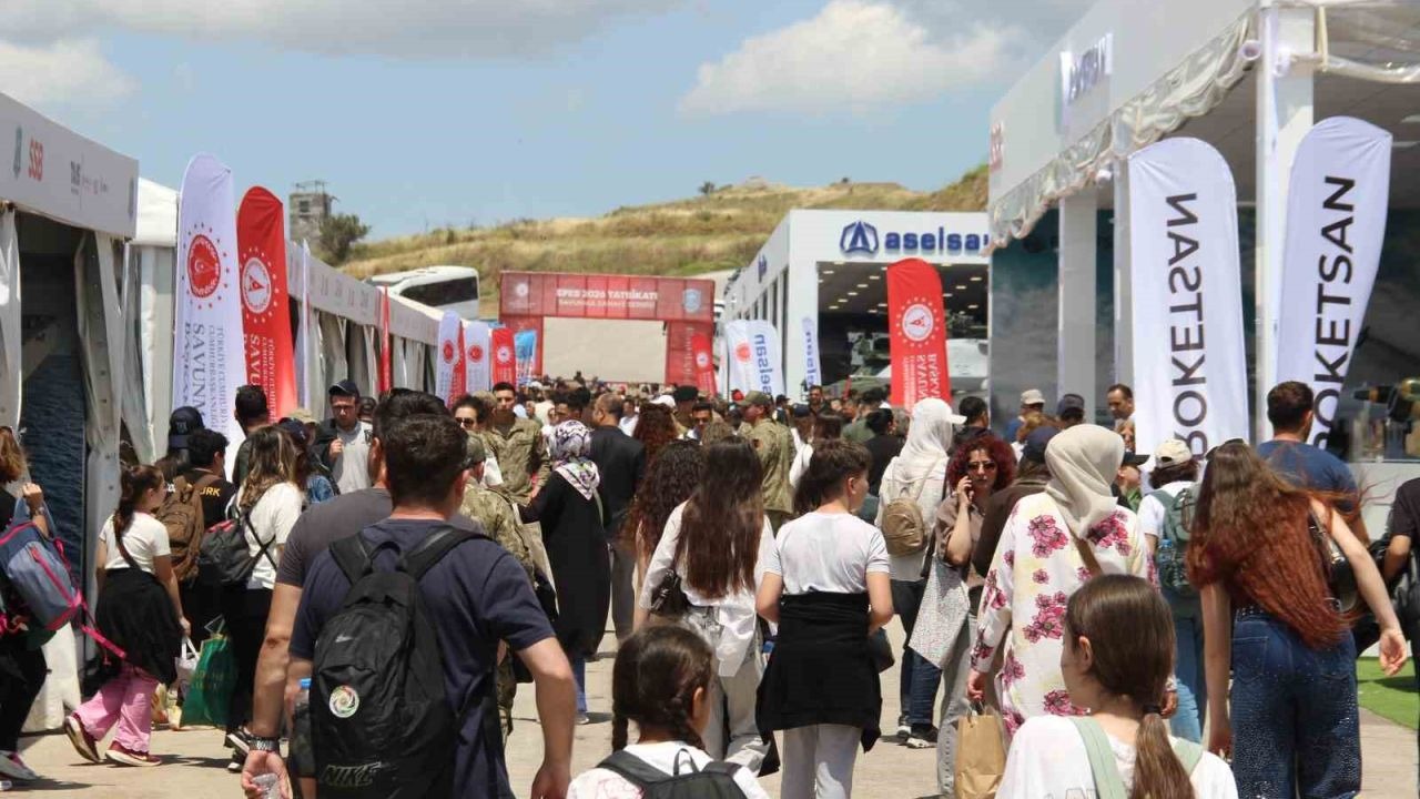 EFES 2026 Tatbikatı ’Savunma Sanayi Sergisi’ kapılarını vatandaşlara açtı