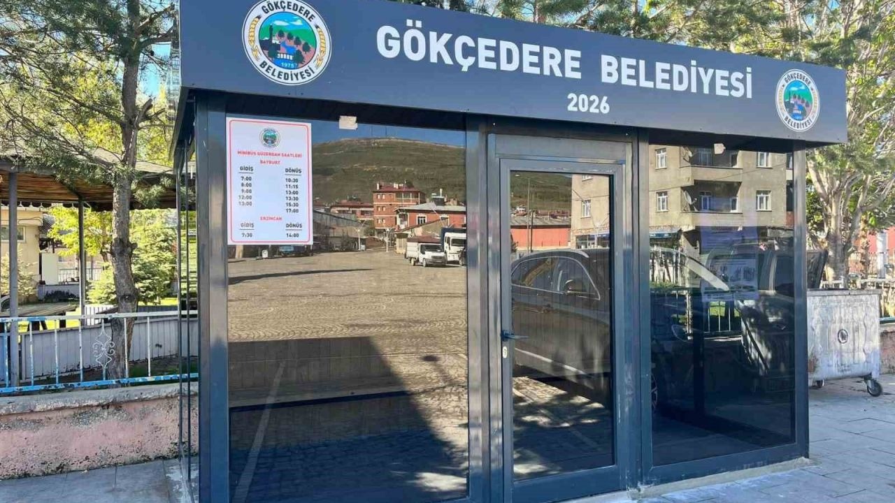 Gökçedere’ye modern minibüs durağı