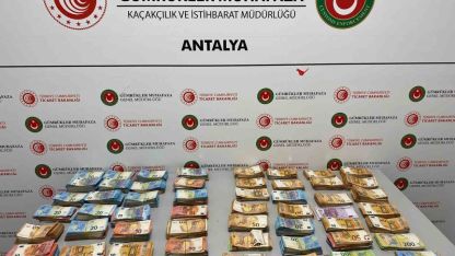 Bebek bezleri içerisine gizlenmiş 20 milyon liradan fazla nakit para ele geçirildi