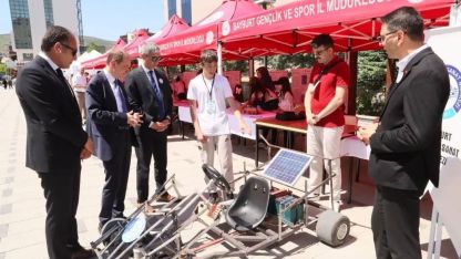 Okulların örnek çalışmaları görücüye çıktı