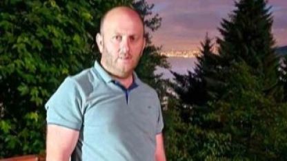 Denizde boğulma tehlikesi geçiren baba kurtarılamadı