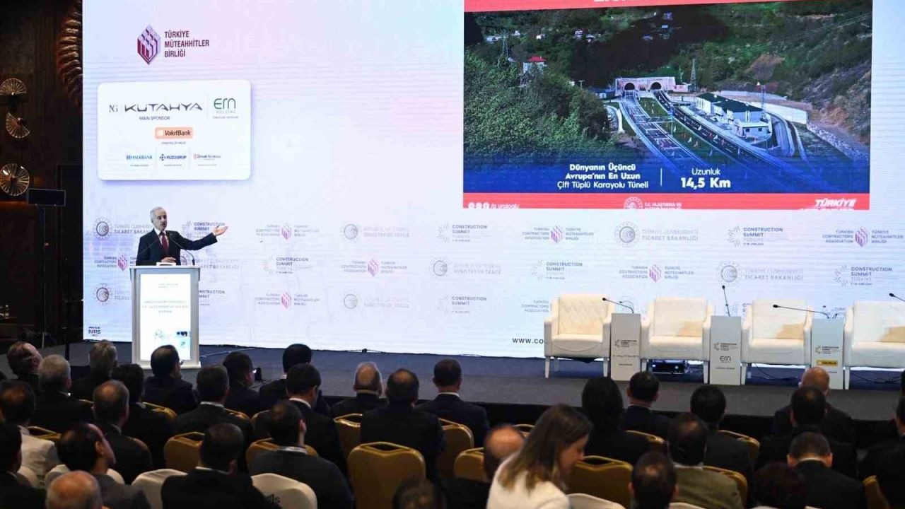 Bakan Uraloğlu: "2053 vizyonumuz doğrultusunda Türkiye’yi dünyanın en güçlü dijital altyapı merkezlerinden biri haline getirmiş olacağız"