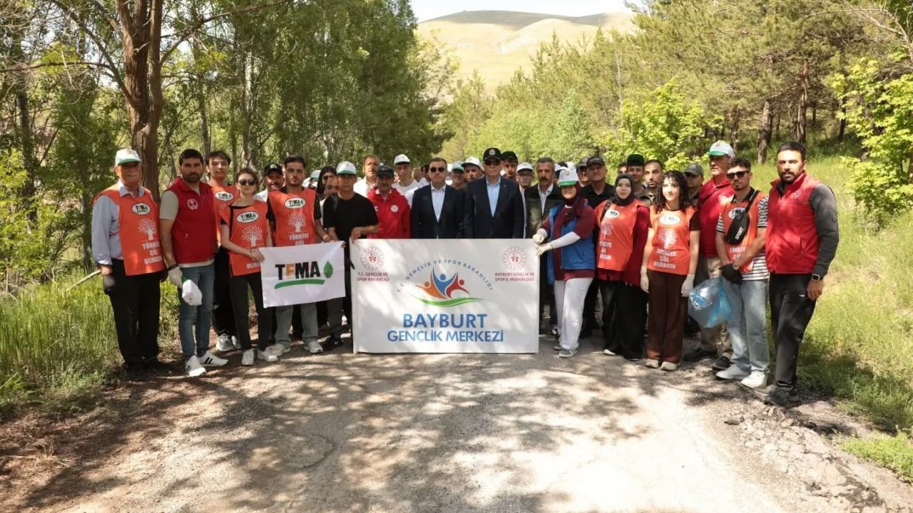 Bayburt’ta ‘Orman Benim’ etkinliği