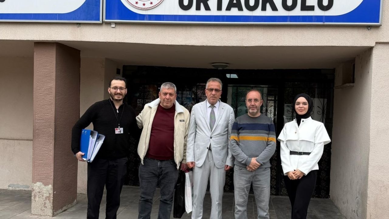 Okullarda skolyoz taraması yapılıyor