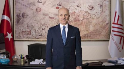 YÖK Başkanı Özvar: "Sevgili gençler, yapay zeka, dijital teknolojiler ve geleceğin mesleklerine yönelik programlarımızı değerlendirmenizi tavsiye ediyorum"