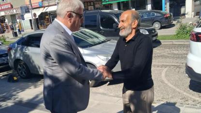 Cumhuriyet Caddesi’nde samimi buluşma