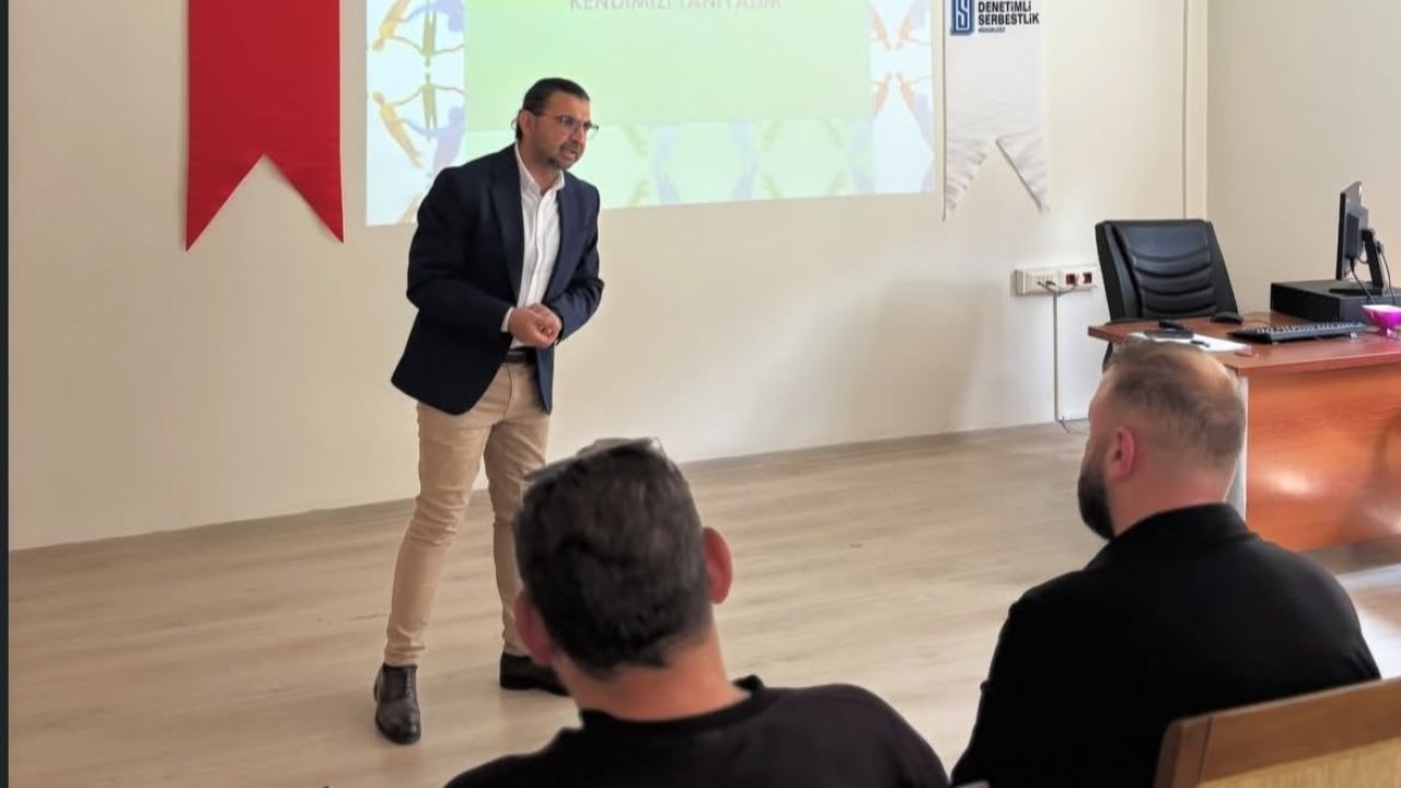 DSM’de ‘Kendimizi Tanıyalım’ semineri...