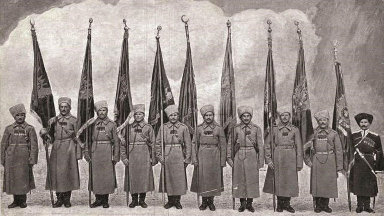 Erzurumlular Rusya’daki "esir sancaklarını" istiyor