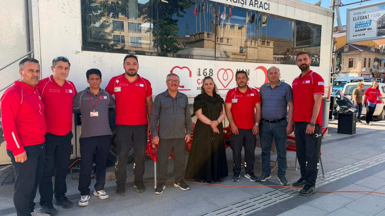 Kızılay Genel Merkezi’nden Bayburt'a ziyaret