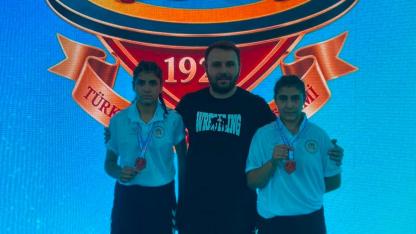 Minik güreşçilerden göğsümüzü kabartan başarı!
