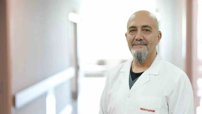 "Uzun yolculuklarda bacakta pıhtı riski artıyor"