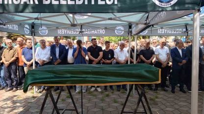 Erzurum’da motor kazasında hayatını kaybeden amatör futbolcu Tonya’da toprağa verildi