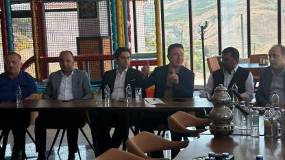 Ali Babacan: "Üreticiye değil faize kaynak ayrılıyor"